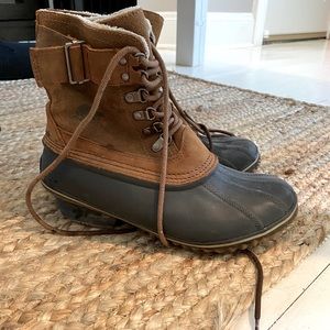 Sorel Boots Size 9 EUC